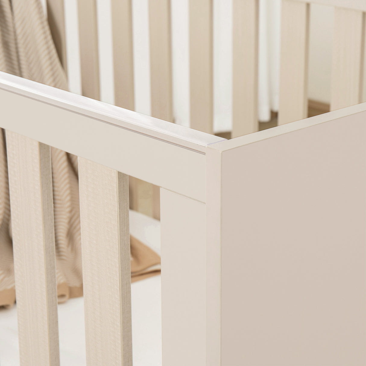 Dante Cot Bed - Cashmere