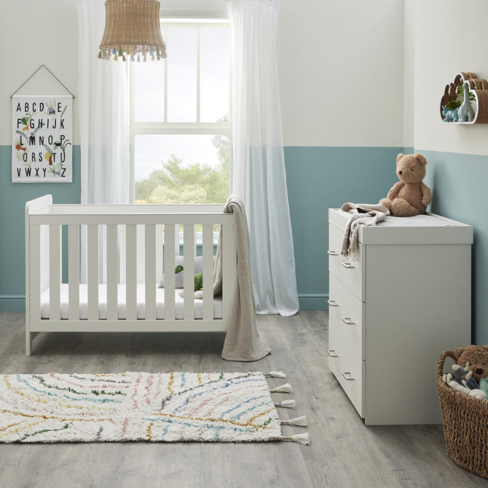 Caro Mini 2 Piece Room Set - White Wash