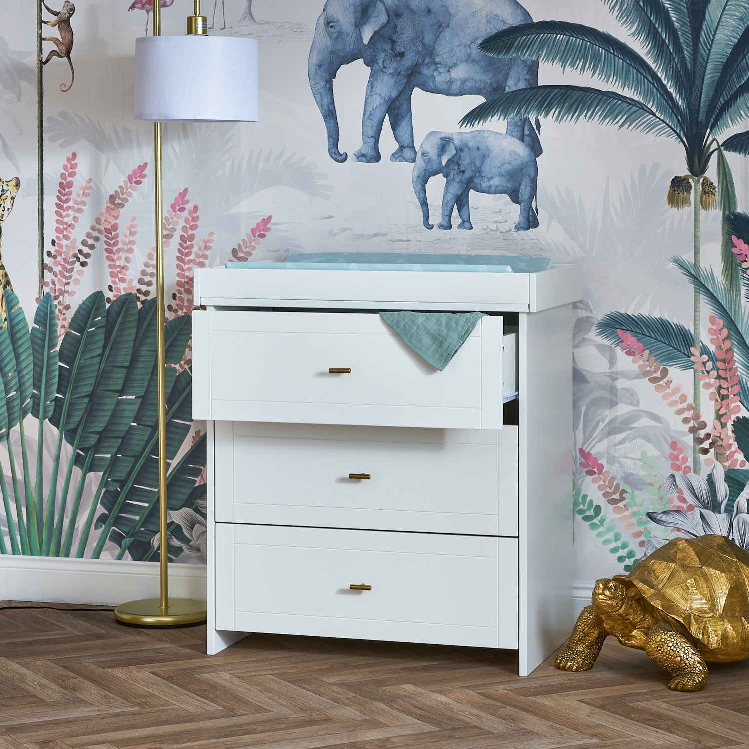 Evie 2 Piece Nursery Set - White