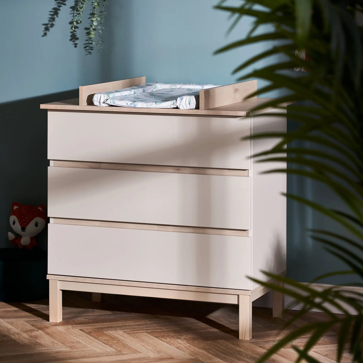 Astrid 2 Piece Nursery Room Set - Satin