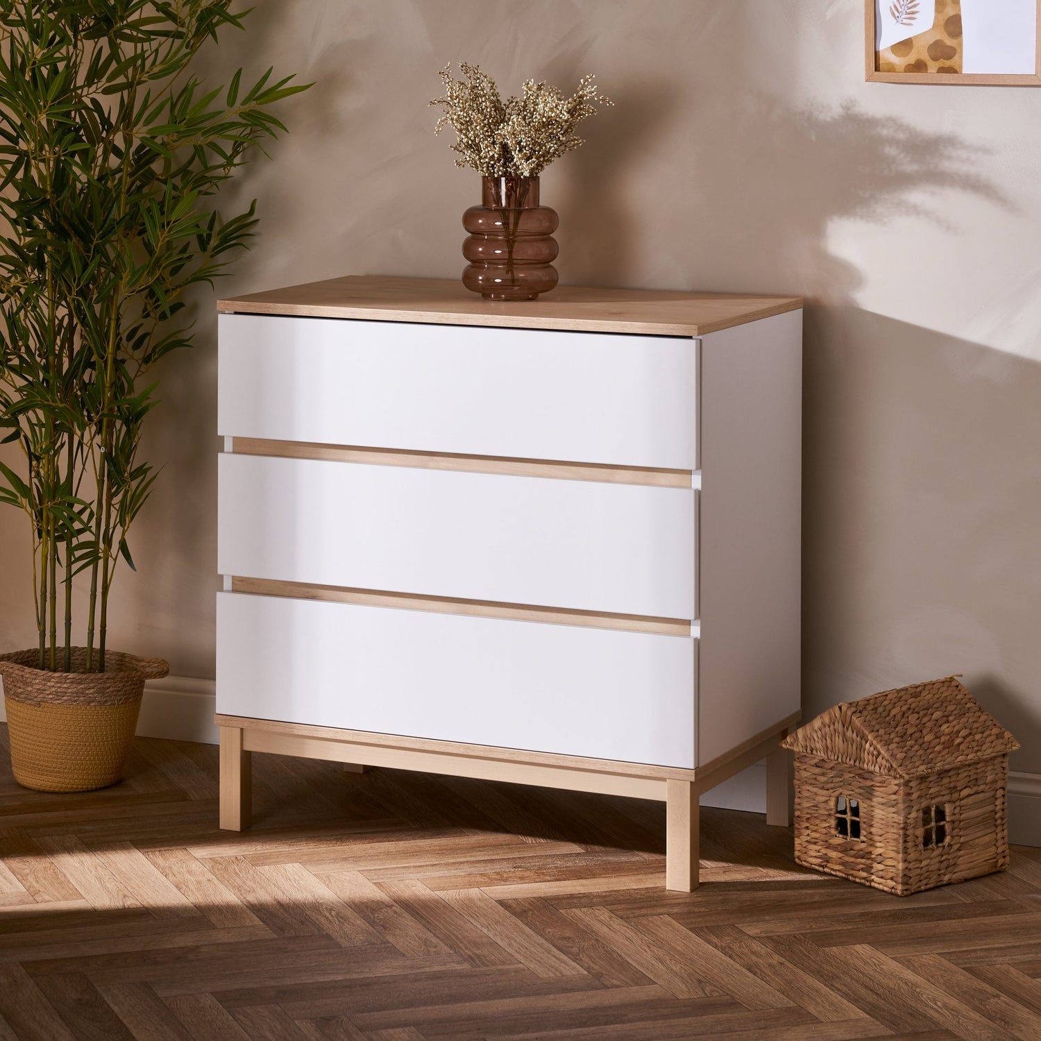 Astrid 2 Piece Nursery Room Set - White