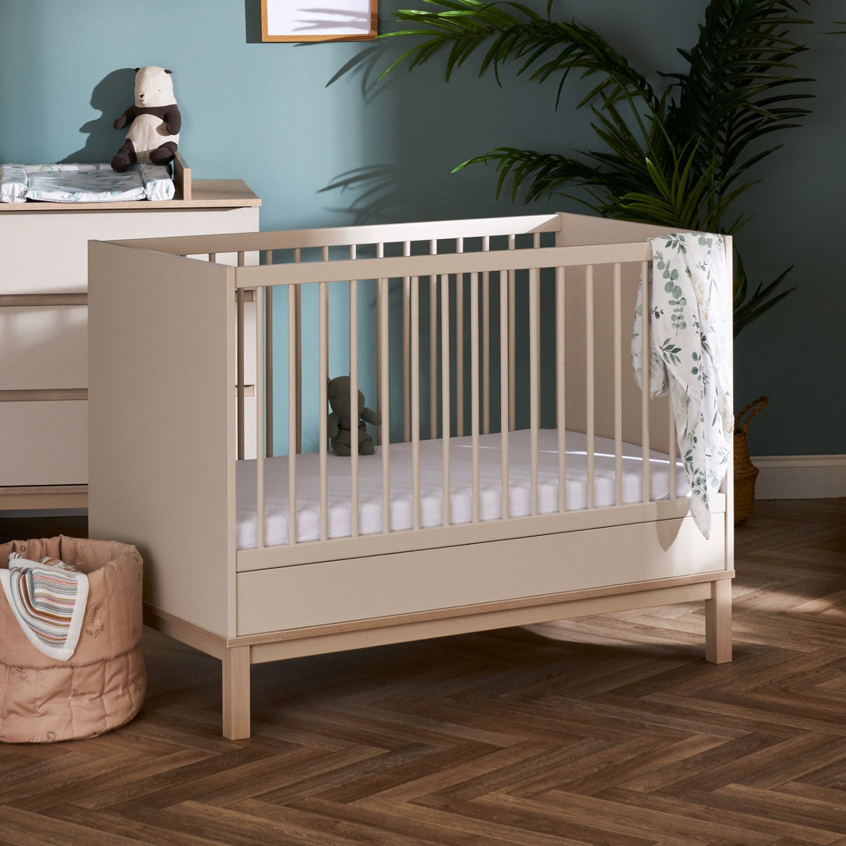 Astrid 2 Piece Nursery Room Set - Satin