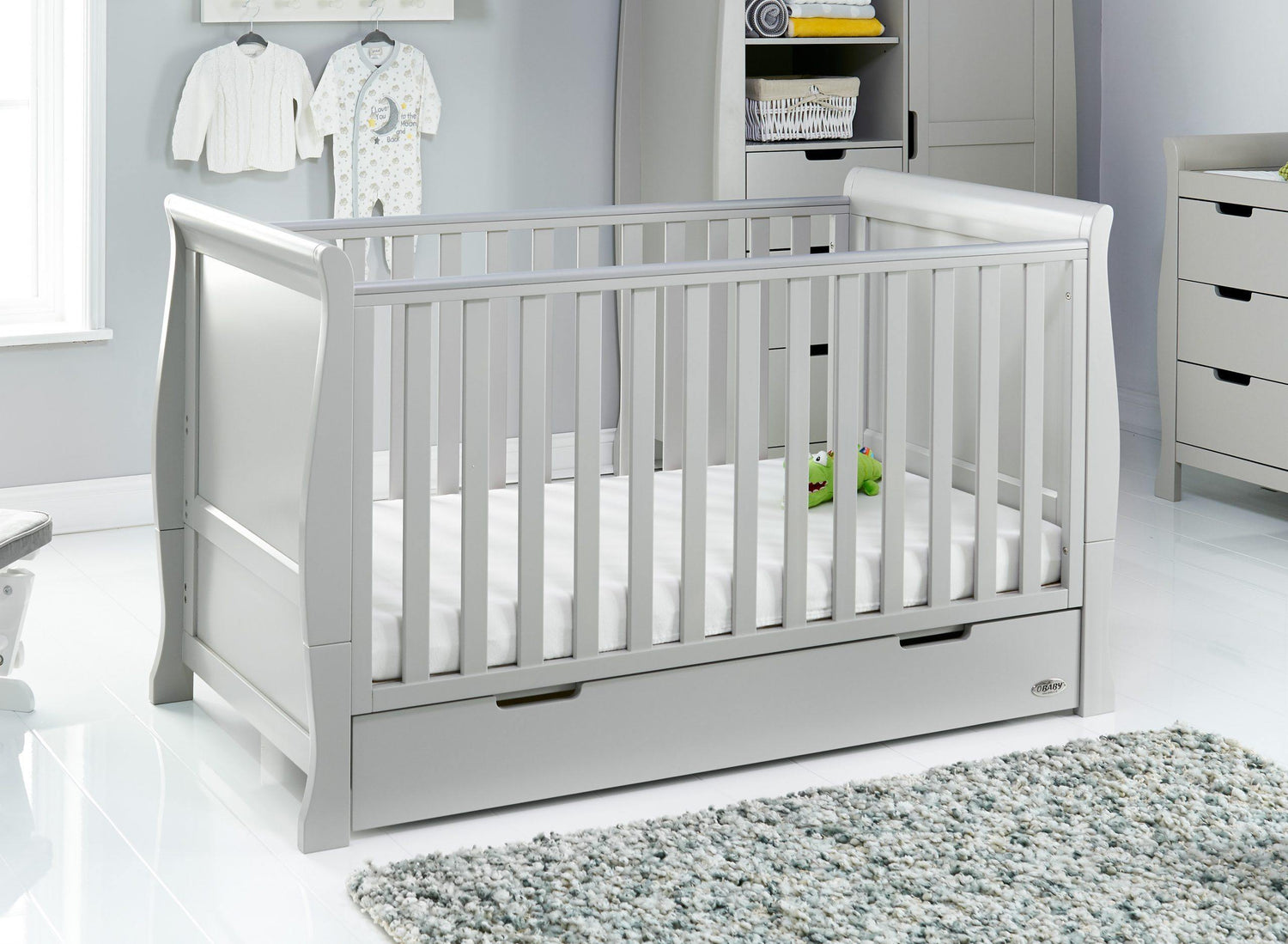 Stamford Classic Sleigh Cot Bed - Junior Bambinos