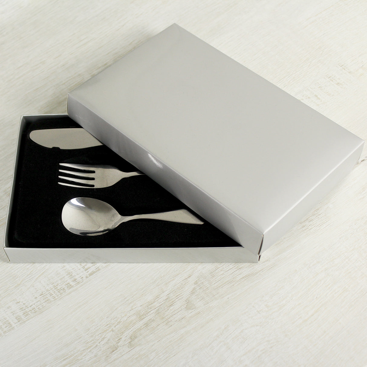 Personalised Dinosaur Cutlery Set - Personalised Memento Company - Junior Bambinos