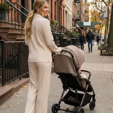 Venture Avio Compact Travel Baby Stroller - Truffle