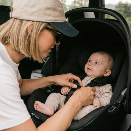 Rotating Infant Carrier Car Seat and Base - Black
