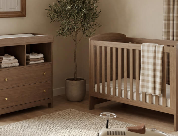 <h1><strong>Children's Furniture, Toys & Gifts</strong></h1>
