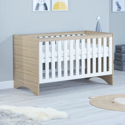 Veni Cot Bed - White Oak