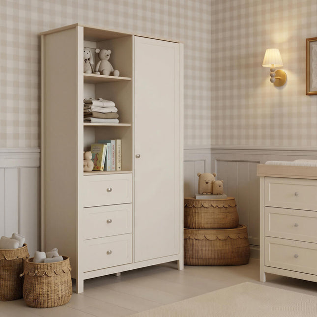 Wanderer Wardrobe - Cashmere & Oak