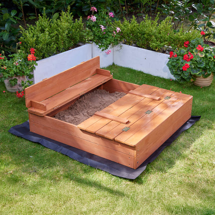 Sandpit with Seating
