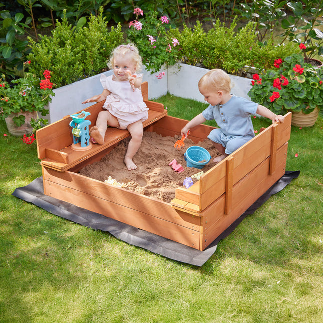 Sandpit with Seating
