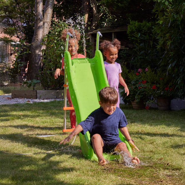 Kids Wavy Slide with Water Feature