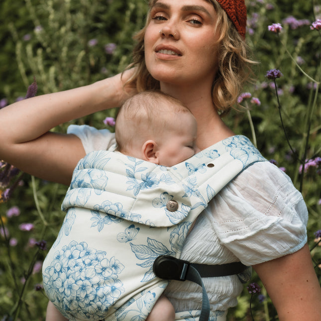 Nomad Pure Organic Baby Carrier - Blue Hydrangea