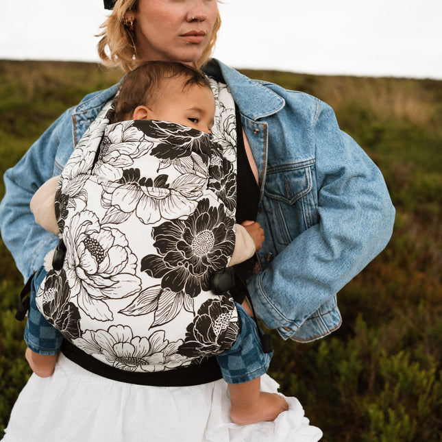 Nomad Pure Organic Baby Carrier - Urban Bloom