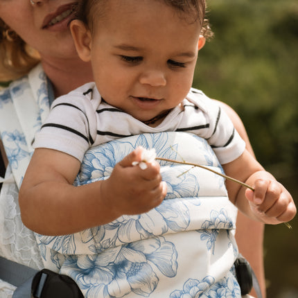 Nomad Pure Organic Baby Carrier - Blue Hydrangea