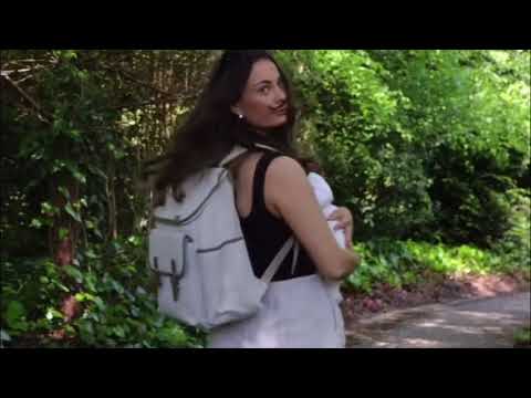 Video showing changing bag.