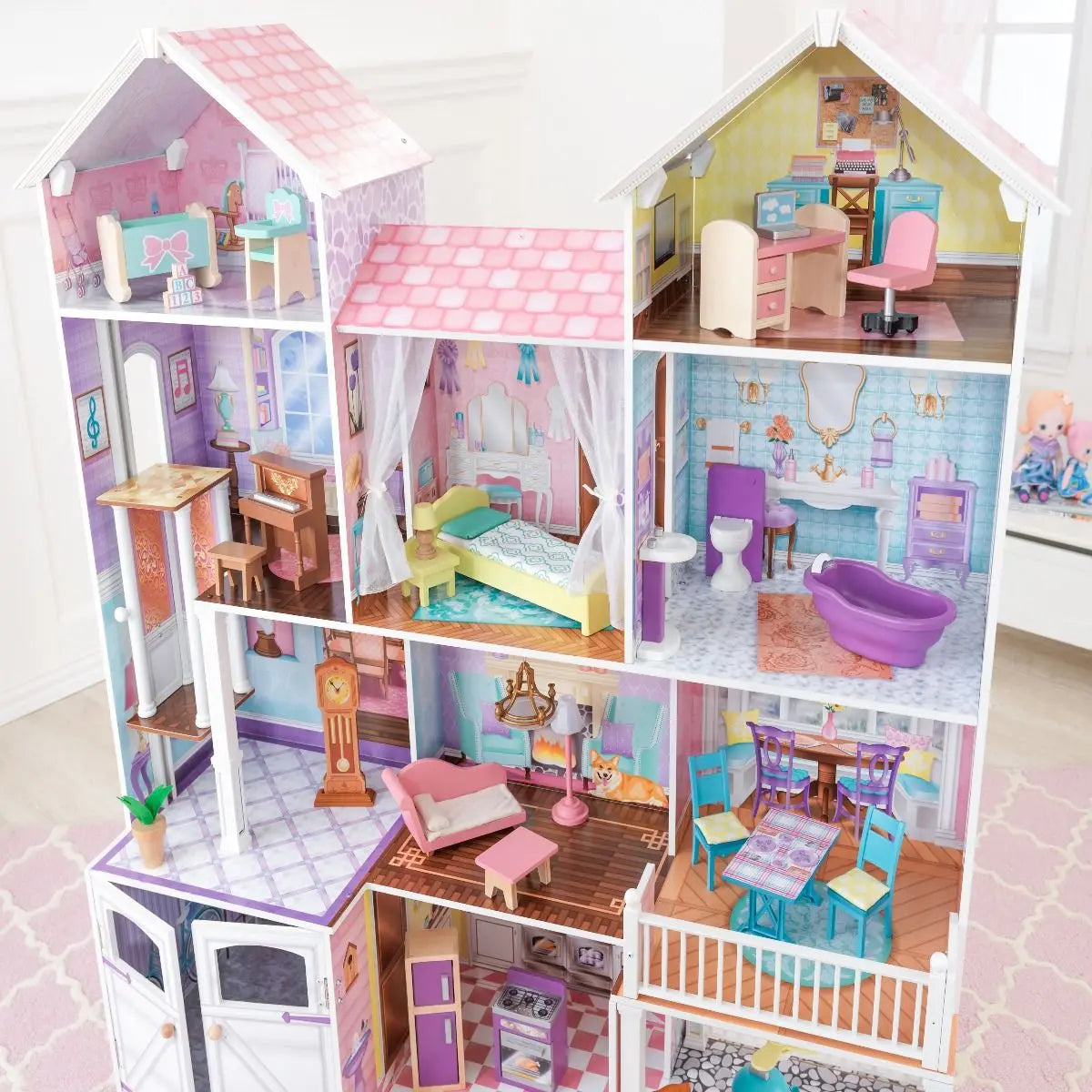 Country Estate Dolls House