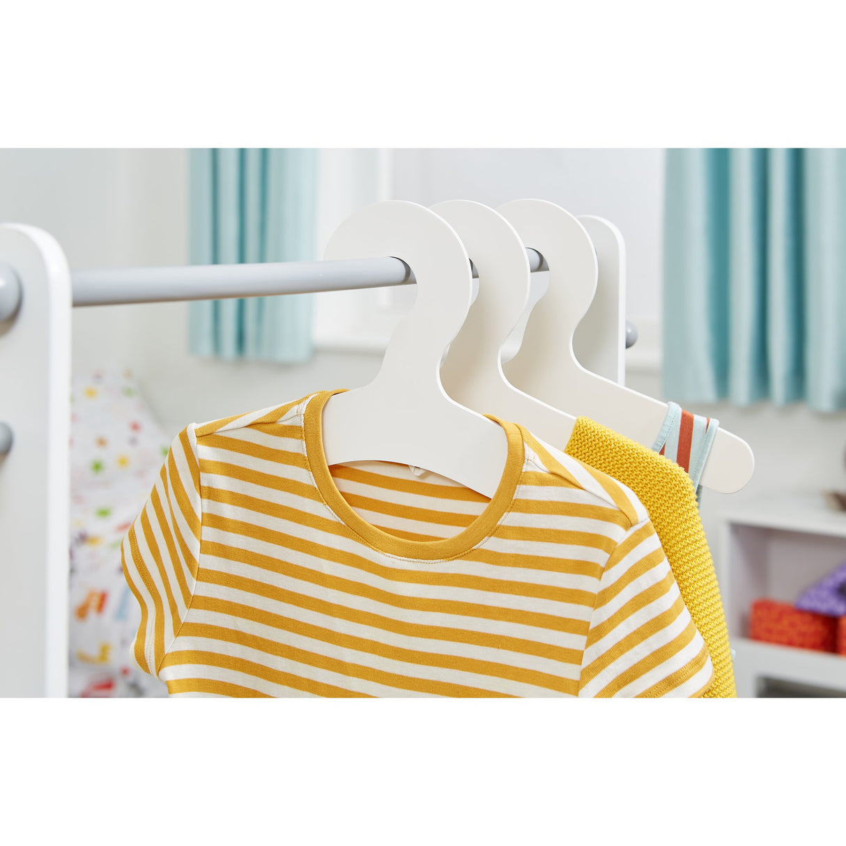 Hanging Rail with Storage - Liberty House Toys - Junior Bambinos
