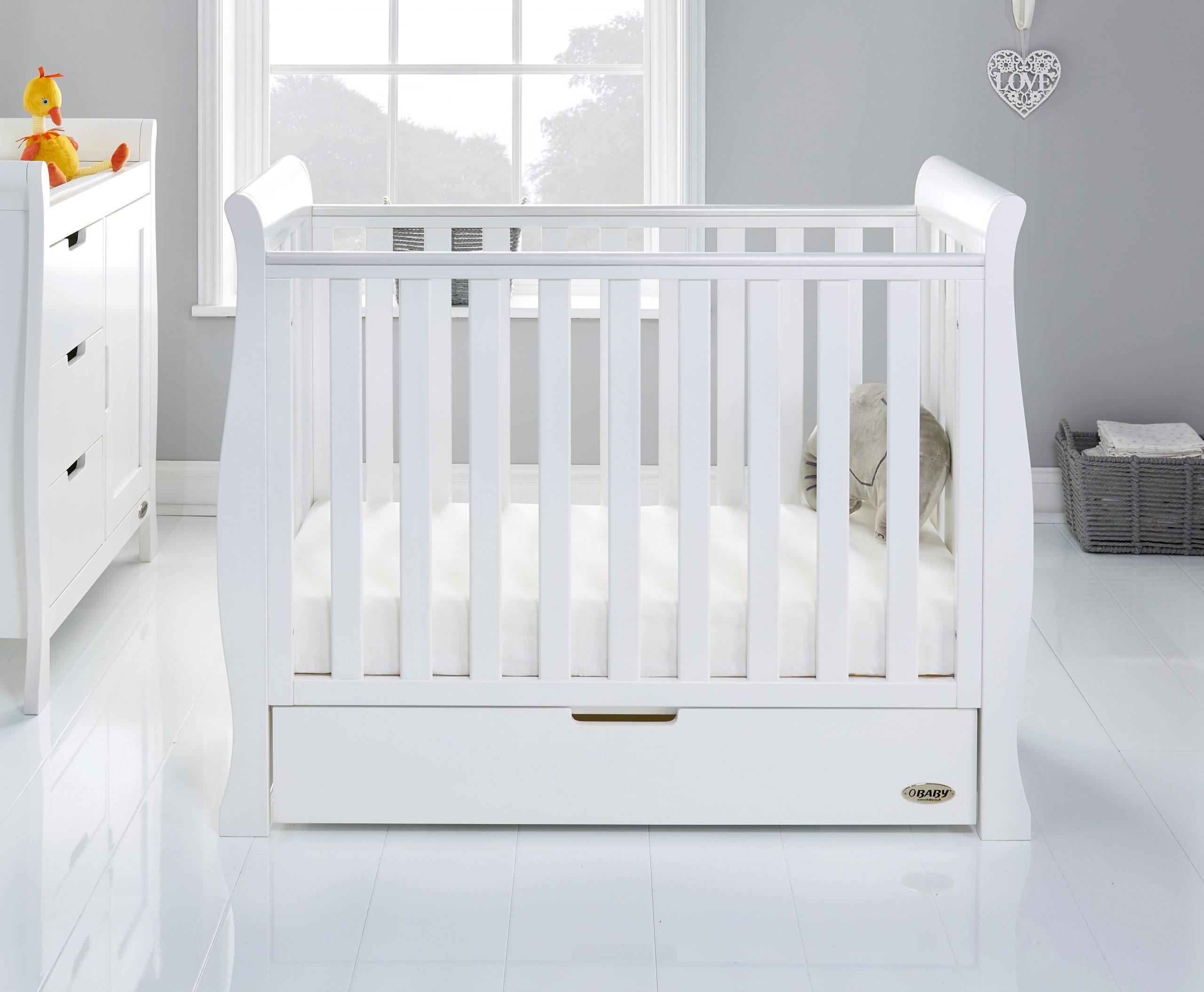 Obaby White Obaby Bantam Space Saver Cot | JoJo Maman Bébé Obaby White Obaby Bantam Space Saver Cot | JoJo Maman Bébé
