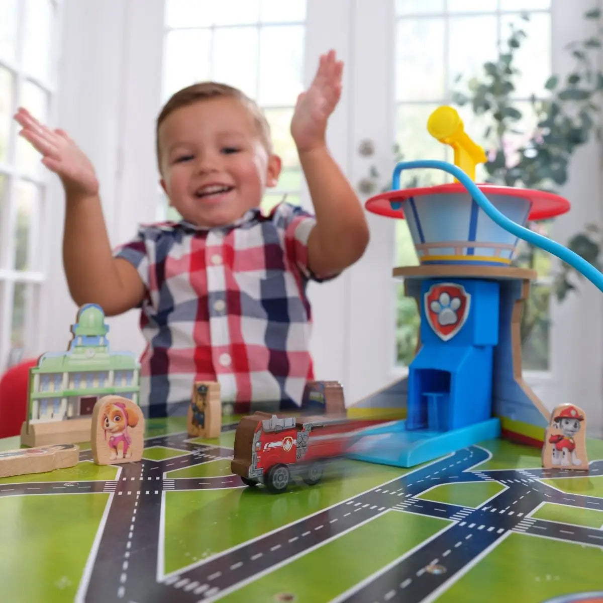 Paw patrol cheap wooden play table